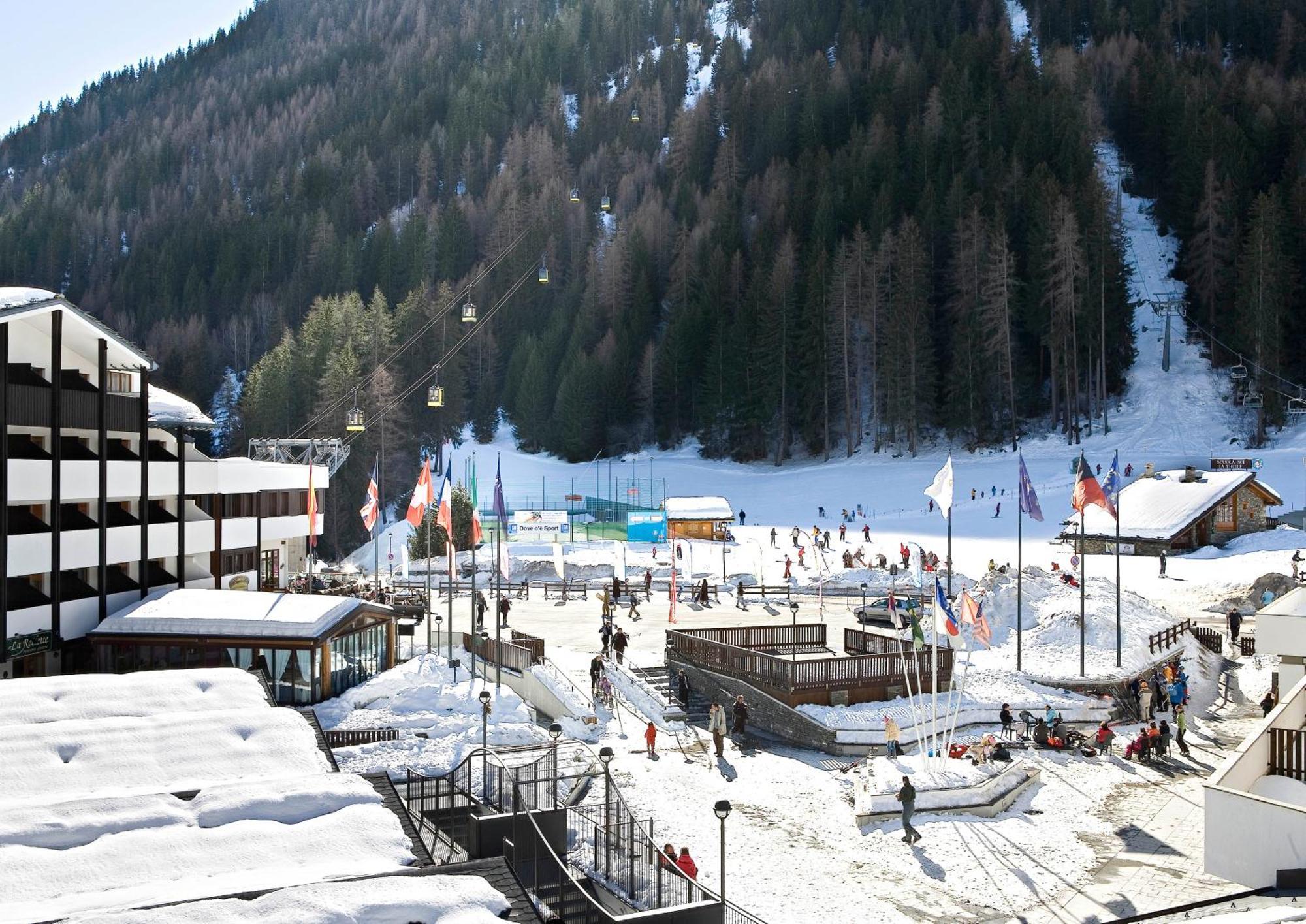 Th La Thuile - Planibel Hotel Екстериор снимка